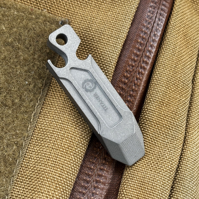 Przenośny, wielofunkcyjny mini – Keychain Multi Tool recenzja i cena